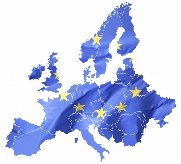 Symbolische blaue Europakarte mit gelben Sternen